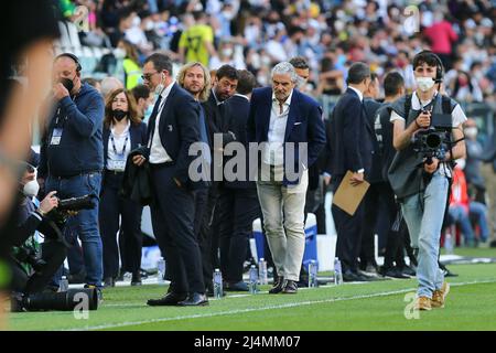 TURIN, ITALIY, 13 APRIL 2022. Andrea Agnelli, Maurizio Arrivabene and Pavel Nedved of Juventus FC during the match between Juventus FC and Bologna FC on April 16, 2022 at Allianz Stadium in Turin, Italy. Final result 1-1. Juventus took to the field with the fourth shirt created in collaboration with the famous Brazilian street artist Eduardo Kobra. Credit: Massimiliano Ferraro/Medialys Images/Alamy Live News Stock Photo