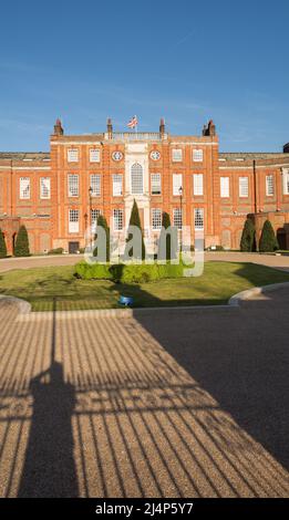 Roehampton House, part of Queen Mary’s Place, Roehampton Lane, Roehampton, London, England, UK Stock Photo