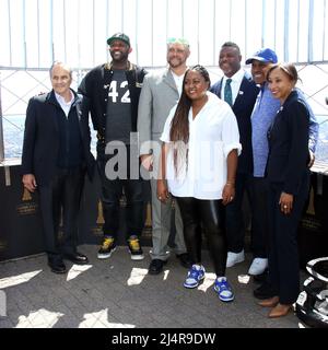 April 15, 22, 2022. Joe Torre CC Sabathia, Butch Huskey.Meta Robinson, Ken  Griffey Jr, Willie Randolph, April Brown attend the Empire State lighting  Celebration of Jackie Robinson Day and the 75th anniversary