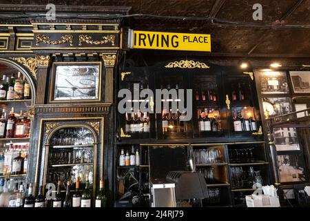 Pete's Tavern in the Gramercy Park neighborhood has been operating since 1864, New York City, USA  2022 Stock Photo