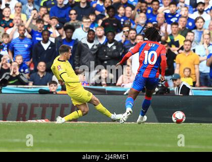 London, UK. London, UK. 17th April 2022, Wembley Stadium, London England: FA Cup semi-final, Chelsea versus Crystal Palace; Mason Mount of Chelsea shoots and scores his sides 2nd goal in the 76th minute to make it 2-0 Credit: Action Plus Sports Images/Alamy Live News Stock Photo