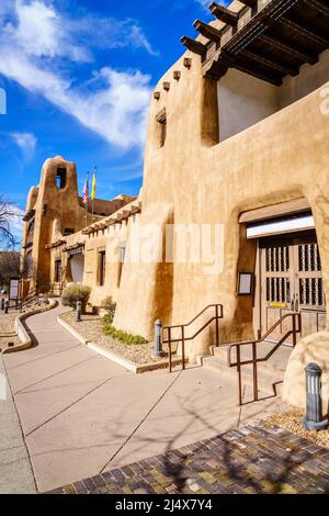 Traditional Southwestern architecture in downtown Santa Fe, New Mexico Stock Photo