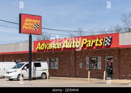 Richmond - Circa April 2022: Advance Auto Parts store. Advance Auto Parts is the largest retailer of automotive replacement parts in the US. Stock Photo