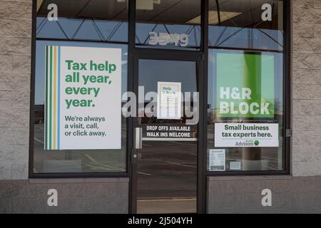 Richmond - Circa April 2022: H&R Block Retail Tax Preparation Location. Block Operates 12,000 Locations. Stock Photo