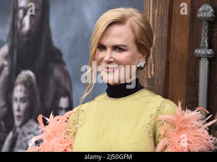 Nicole Kidman arriving to 