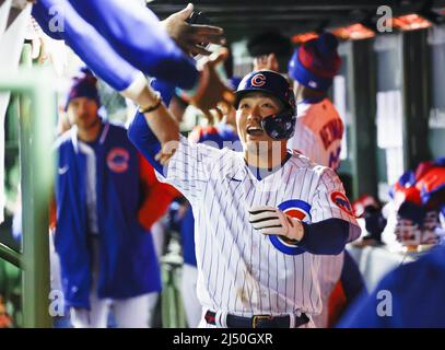 Atlanta reunited: Cubs' Seiya Suzuki runs into Carp mascot from