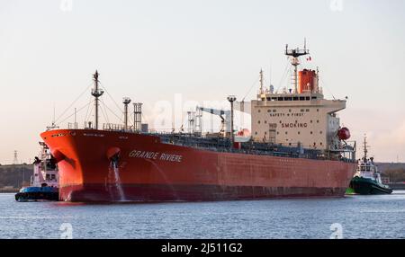 Cork Harbour, Cork, Ireland. 19th April, 2022. Tanker Grande Riviere with a cargo of Methanol is assisted by tug boats Gerry O' Sullivan and Alex as she makes her way up river bound for offloading at the Belvelly Port Facility, Cork, Ireland. - Credit; David Creedon / Alamy Live News Stock Photo