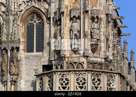Statues and ornaments (Dutch Gothic architecture) on the external facade the gothic styled Stadhuis (town hall), Middelburg, Zeeland, Netherlands Stock Photo