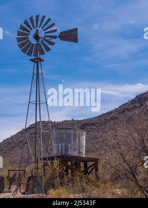 Bates Well Ranch, south windmill, Bates Well Road, Organ Pipe Cactus National Monument, Arizona. Stock Photo