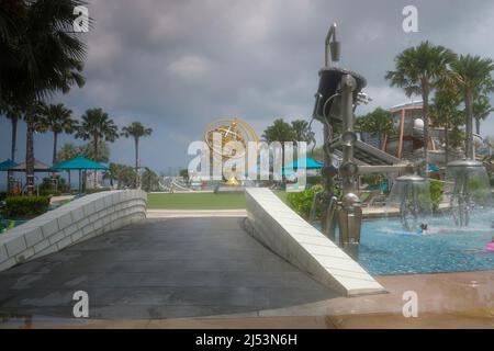 Grande Centre Point Pattaya Hotel Swimming Pool Area Terminal 21 Shopping Mall Water Park Muang Pattaya, Bang Lamung District, Chon Buri Stock Photo