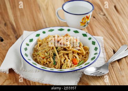 Bakmie Jawa Nyemek or Mie Nyemek, Javanese Noodle Soup Popular from Yogyakarta, Indonesia. Sweet and Savory Traditional Recipe Noodel Stock Photo