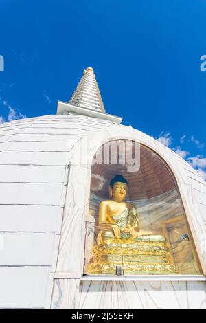 Grafenwörth: Stupa am Wagram, Buddha statue in Donau, Niederösterreich, Lower Austria, Austria Stock Photo