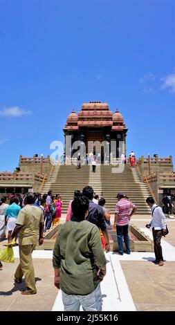 Kanyakumari,Tamilnadu,India-April 16 2022: Tourists visiting the Vivekanda memorial rock located in the middle of Sea in Indian ocean in Kanyakumari,T Stock Photo