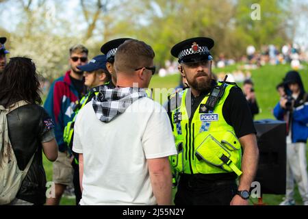 Manchester, UK. 20th Apr, 2022. The police turns up to the event and speaks to members of the public about reports of Loud music. Different people take part in unofficial holiday called 420. The 420 holiday is mainly celebrated on April 20th at 4:20pm, on this day many marijuana smokers get together to get high. Credit: SOPA Images Limited/Alamy Live News