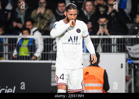 Paris Saint-Germain Secures 13th Ligue 1 Title with Narrow Victory