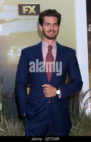 Los Angeles, CA. 20th Apr, 2022. Andrew Garfield at arrivals for UNDER THE BANNER OF HEAVEN Premiere on FX, Hollywood Athletic Club, Los Angeles, CA April 20, 2022. Credit: Priscilla Grant/Everett Collection/Alamy Live News Stock Photo