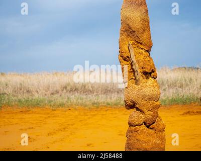 Chemical precipitation geoforms in the mining reservoir of Gossan at Riotinto, Huelva Stock Photo