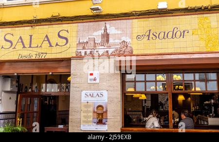 Restaurante Salas restaurant offering mediterranian cuisine, Seville, Andalucia, Spain Stock Photo