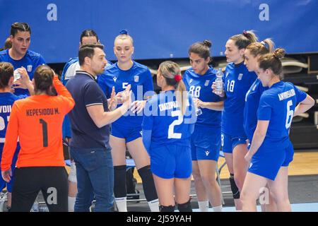 Almere, Netherlands. 21st Apr, 2022. ALMERE, NETHERLANDS - APRIL 21: Team of Greece during the EHF EURO 2022 Qualifiers Phase 2 match between Germany and Greece at the Topsportcentrum Almere on April 21, 2022 in Almere, Netherlands (Photo by Henk Seppen/Orange Pictures) Credit: Orange Pics BV/Alamy Live News Stock Photo