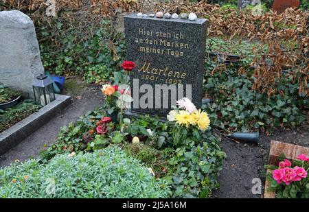 Marlene Dietrich Grave, Berlin, Germany Stock Photo - Alamy