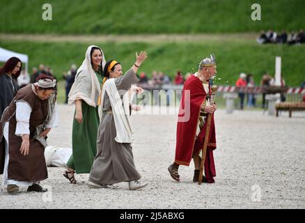 Rome, Italy. 21st Apr, 2022. Performers re-enact the birth of Rome to mark the city's birthday at the Circus Maximus in Rome, capital of Italy, on April 21, 2022. According to legend, Rome was founded on April 21, 753 B.C. Credit: Jin Mamengni/Xinhua/Alamy Live News Stock Photo