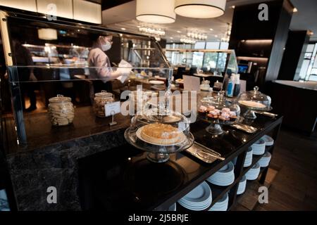 JW Cafe @ JW Marriott Bangkok International Buffet Restaurant Sukhumvit road Bangkok Thailand Stock Photo