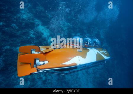 Tourists in the U-Boot Nemo 100, exploring a maldivian coral reef, Hotel Conrad Maldives Rangali Island, South-Ari atoll, Maldives, Indian ocean, Asia Stock Photo