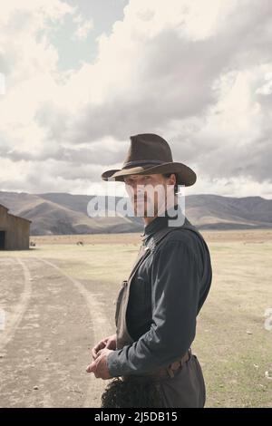 The Power of the Dog Year : 2021 New Zealand / UK / Canada / Australia Director : Jane Campion Benedict Cumberbatch Stock Photo