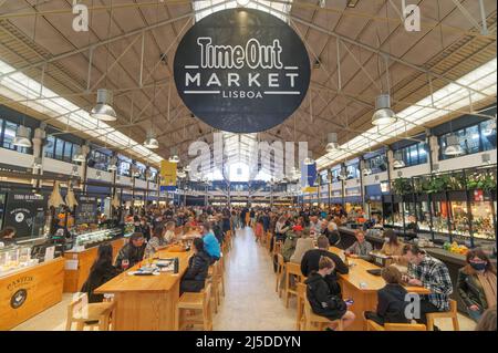 Mercado da Ribeira, Time Out Market Lisboa, Bairro Alto, Lissabon, Portugal, Europa Stock Photo