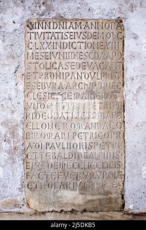 Script On Pantheon Rome Writing in ancient latin pantheon, religion Stock Photo - Alamy