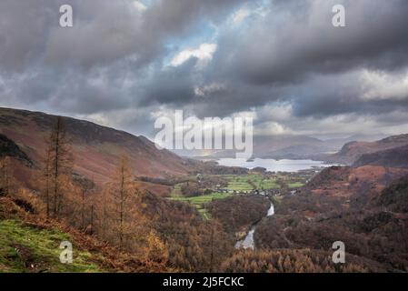 Beautiful landscape image of the view from Castle Crag towards Derwentwater, Keswick, Skiddaw, Blencathra and Walla Crag in the Lake District Stock Photo