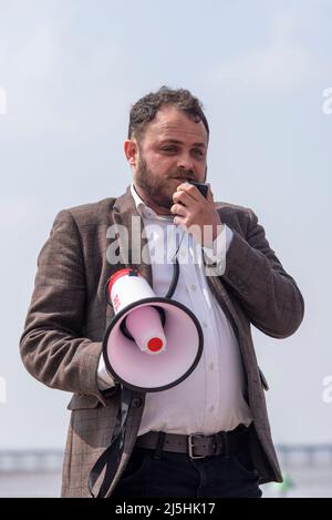 Matt Dent, Labour Councillor for Kursaal Ward, Southend on Sea, Essex, UK, addressing a protest against sewage discharge into Thames Estuary Stock Photo