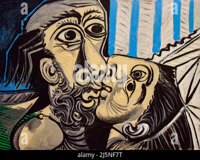 Pablo Picasso Painting, Le Baiser, The Kiss, Oil on Canvas, 1969 Stock Photo