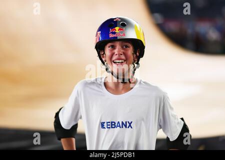 gui khury skateboard