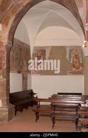 affreschi di pittore bresciano del XVI secolo - Polpenazze (Bs) ,italia,chiesa di S.Pietro in Lucone Stock Photo