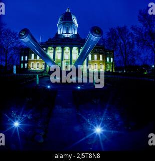 Nighttime portrait of the Imperial War Museums, London, England Stock Photo