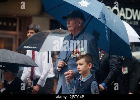 Brisbane, Australia. 25th Apr, 2022. Veterans take part in the parade through Brisbane's central business district. Current and retired service people, students and many others marched through the streets during the Brisbane City ANZAC Day Parade as many onlookers gathered to spectate and pay respects.ANZAC day is a commemorative public holiday in remembrance of 'Australian and New Zealand service people'. (Photo by Joshua Prieto/SOPA Images/Sipa USA) Credit: Sipa USA/Alamy Live News Stock Photo