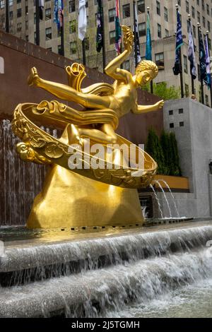 The iconic Statue of Prometheus is located in Rockefeller Center Plaza, New York City, USA 2022 Stock Photo