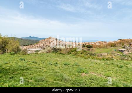 vista del borgo di Montalbano Elicona, provincia di Messina sui monti Nebrodi Stock Photo