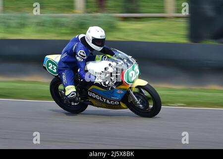 Gary Vines, Yamaha TZ250L, Hailwood Trophy for two stroke 250cc and 350cc bikes, featuring the Sheene Trophy for Formula 750 bikes, Grand Prix Motorcy Stock Photo