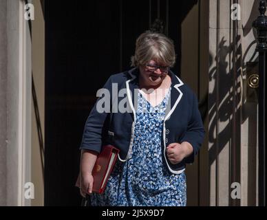 Downing Street, London, UK. 26 April 2022. Thérèse Coffey MP, Secretary of State for Work and Pensions, in Downing Street for weekly cabinet meeting. Credit: Malcolm Park/Alamy Live News. Stock Photo