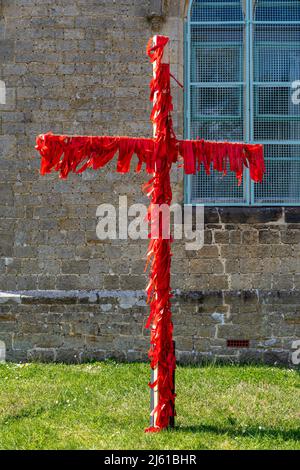 Red ribbons hi-res stock photography and images - Alamy