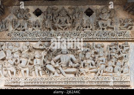 Carving Sculptures of Indian Gods On the Chennakaeshwa Temple, Hassan, Karnataka, India Stock Photo