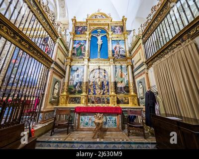 Capilla de Santa Maria Magdalena y Asuncion de Nuestra Senora (Chapel of Santa Maria Magdalena and Assumption of Our Lady) in the  Mezquita-Catedral (Great Mosque of Cordoba) -  Cordoba, Spain Stock Photo