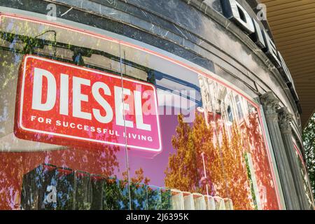 diesel clothing logo