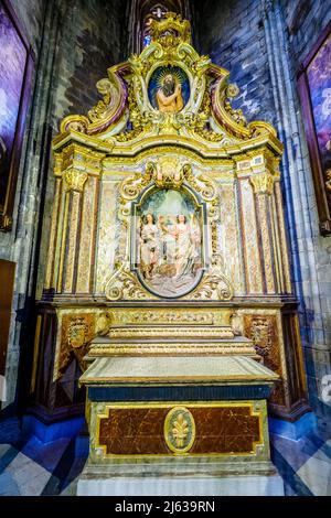 Alterpiece of Saint Raphael in the Chapel of Saint Mary Magdalene (Capilla de Santa Maria Magdalena) - Cathedral of Saint Mary of Girona - Spain Stock Photo