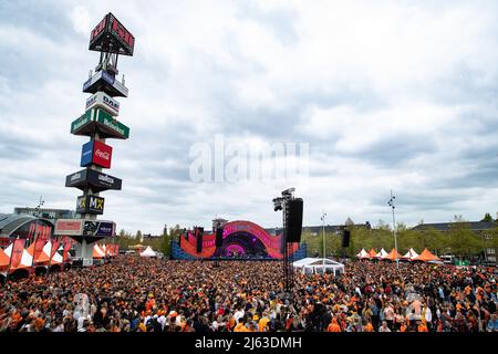 2022-04-27 14:20:05 AMSTERDAM - Festival visitors during Kingsland Festival in the RAI. It is the first time since 2019 that Kingsland can continue again. ANP PAUL BERGEN netherlands out - belgium out Stock Photo