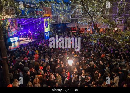 Party favelas in full swing on the Grote Market, in The Hague