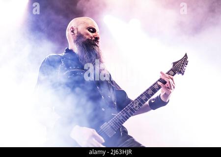 Oslo, Norway. 15th, April 2022. The British heavy metal band Venom performs a live concert during the Norwegian metal festival Inferno Metal Festival 2022 in Oslo. Here guitarist Stuart Dixon, also known as Rage, is seen live on stage. (Photo credit: Gonzales Photo - Terje Dokken). Stock Photo