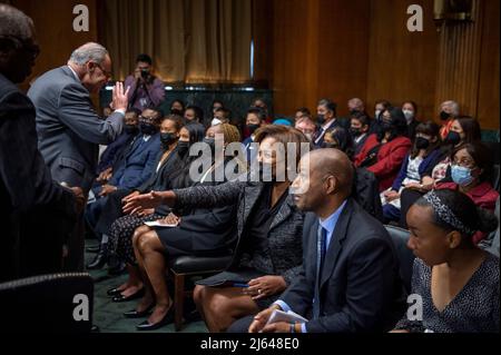 https://l450v.alamy.com/450v/2j648e0/julianna-michelle-childs-third-from-right-reaches-out-to-shake-hands-with-united-states-house-majority-whip-james-clyburn-democrat-of-south-carolina-left-who-introduced-her-to-senators-during-a-senate-committee-on-the-judiciary-hearing-for-her-nomination-to-be-united-states-circuit-judge-for-the-district-of-columbia-circuit-in-the-dirksen-senate-office-building-in-washington-dc-wednesday-april-27-2022-mrs-childs-is-joined-by-her-husband-dr-floyd-angus-second-from-right-and-their-13-year-old-daughter-juliana-angus-right-credit-rod-lamkeycnp-mediapunch-2j648e0.jpg
